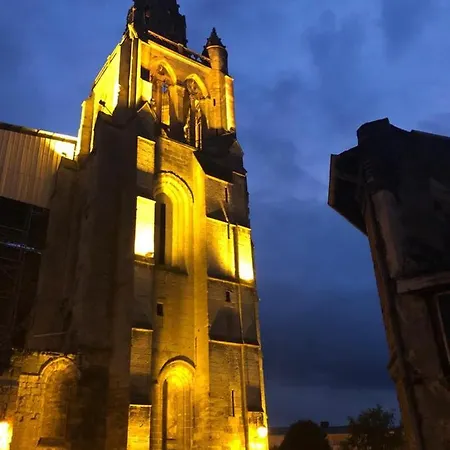 St Thomas Crepy-en-Valois